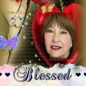 Meet your Posher, Perla